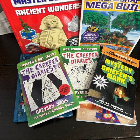 Minecraft Other - Minecraft Lot of Books Comic Novel